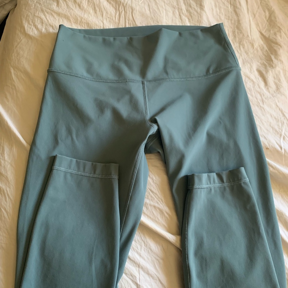 Lululemon leggings size 10